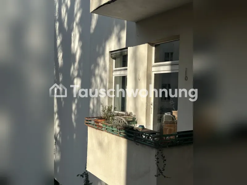 Tauschwohnung: 2-Zimmer Altbau-Wohnung mit Balkon — photo 1